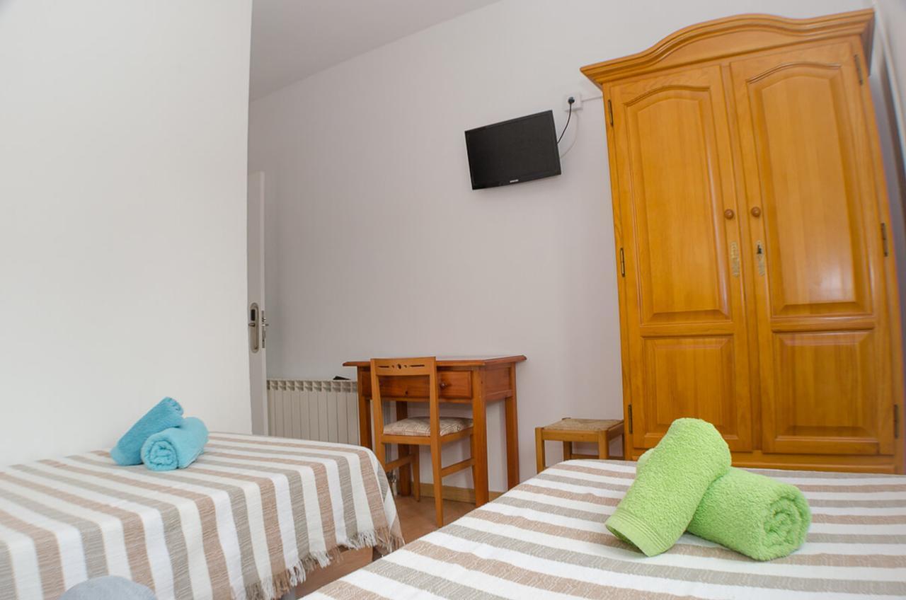 Hostal Los Calatravos Alcañiz Εξωτερικό φωτογραφία